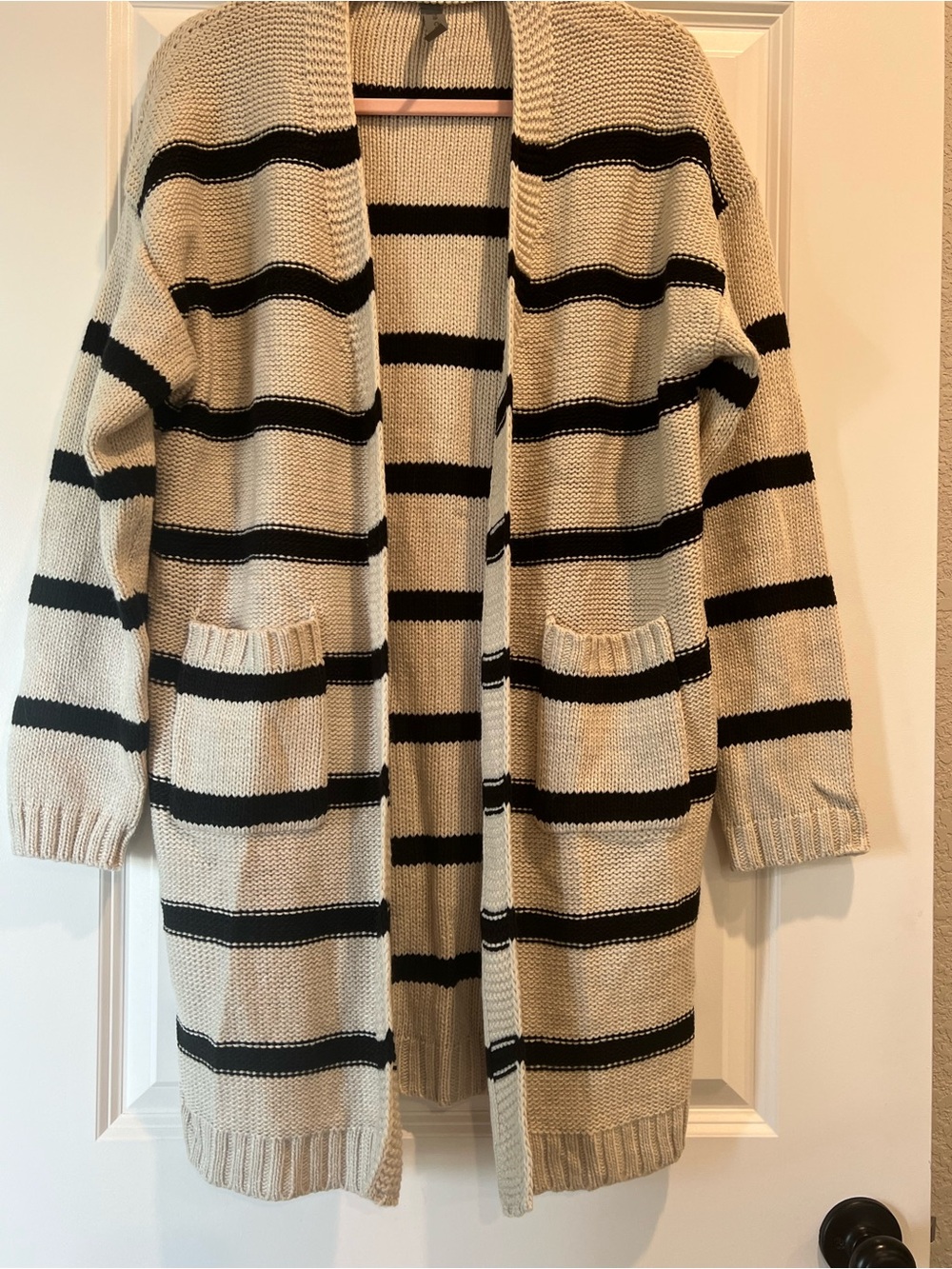 Honeyme Curvy Striped Cream & Black Open-Front Cardigan